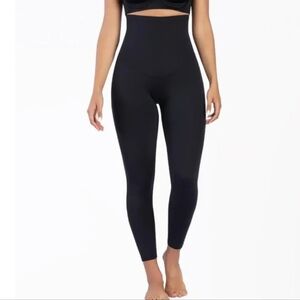 Curveez Stunning Shape  Hi- Waist Leggings Womens,L Black
